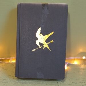 Book Kids Teen The Hunger Games By Suzanne Collins Hardcover